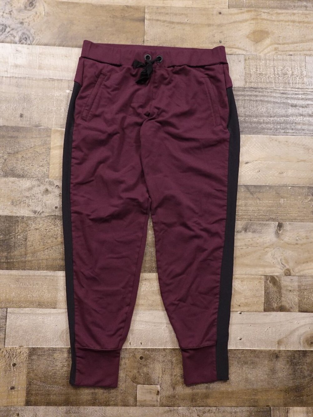 Athleta Metro Joggers Women's Medium Burgundy Athletic Travel Jogger Pants
